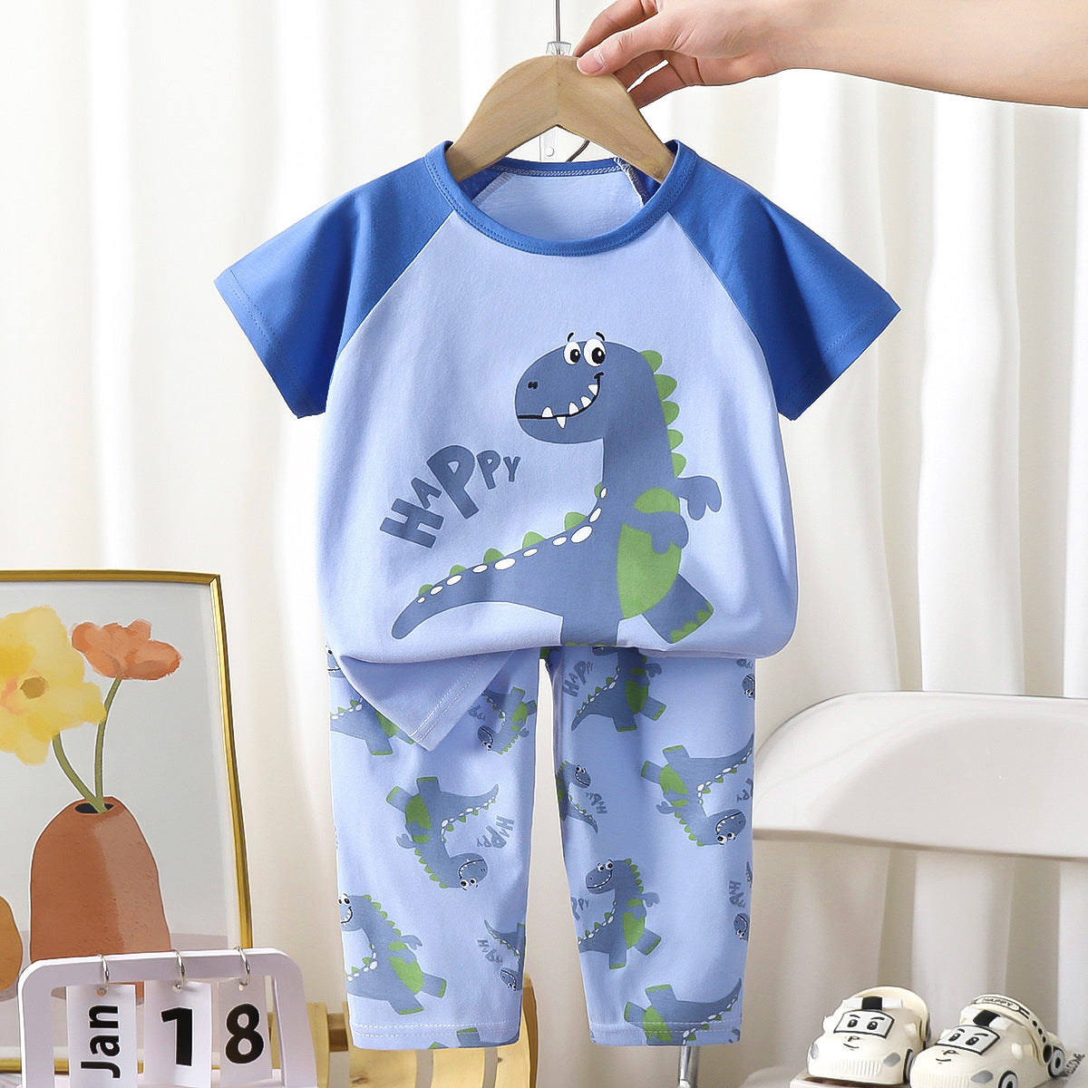 Short Sleeve T-shirt Long Pants
